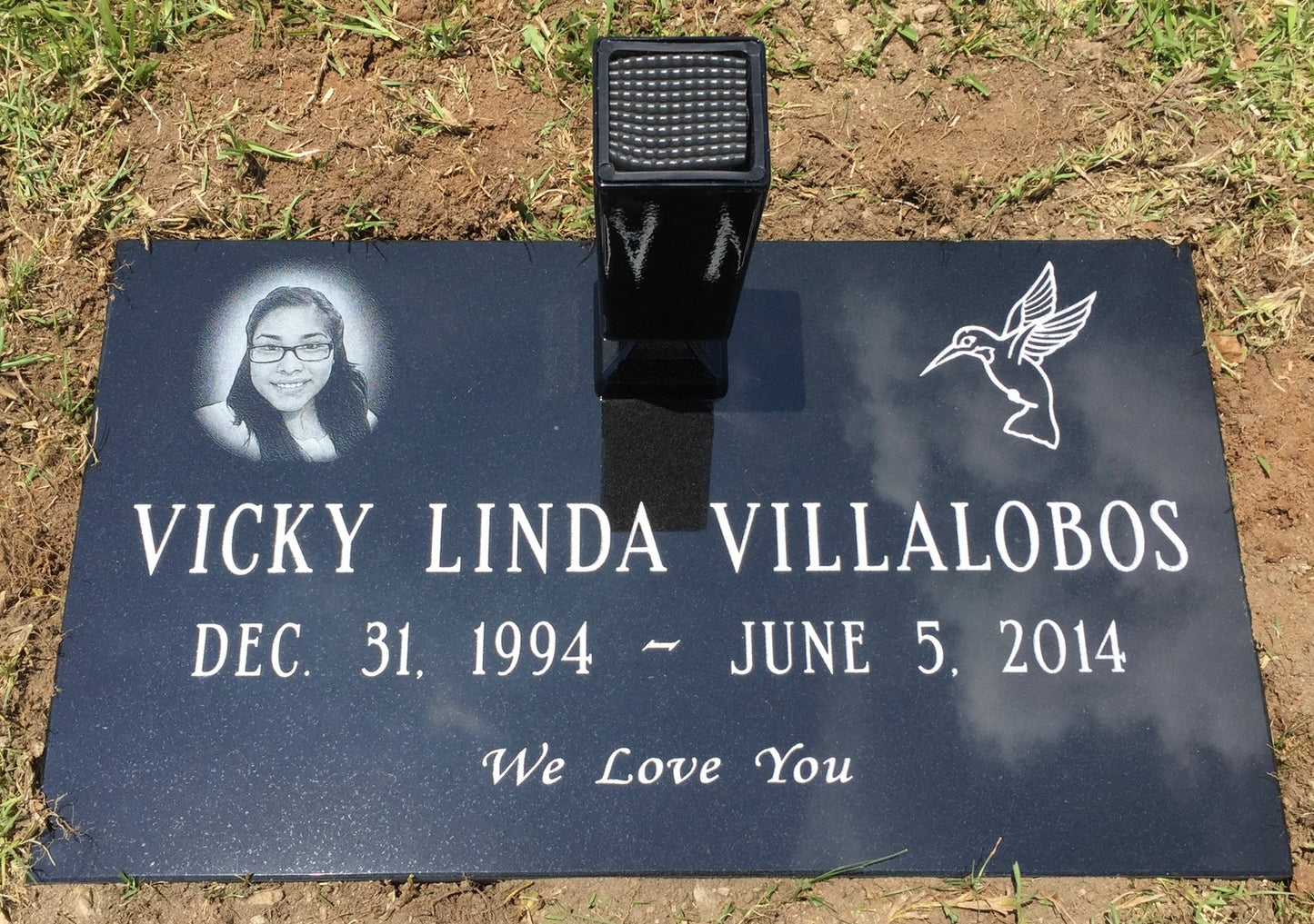 Black Granite Flat Marker w/ Flower Vase, Hummingbird, & Etched Portrait